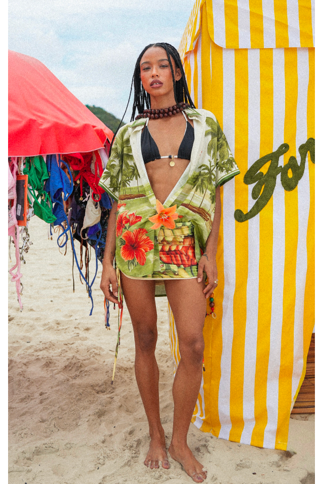 [LP FARM Rio - alto verão 27] [carrossel influ 04] camisa floral hibisco FARM Rio